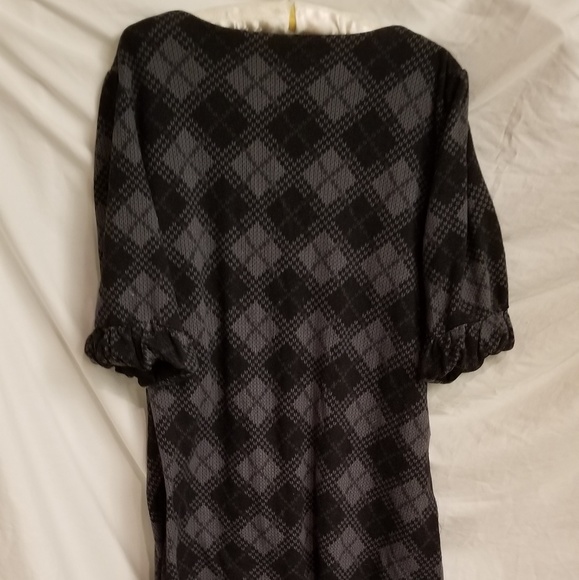 Black and Gray Tunic - Picture 5 of 5